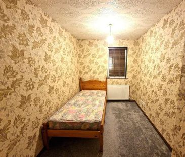 Scholefield Lane, Wigan, WN1 - Photo 5