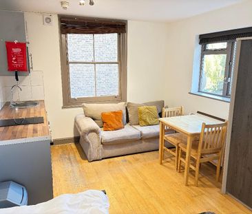 Studio Flat, Very Near Kilburn High Road Area, NW6 - Photo 3