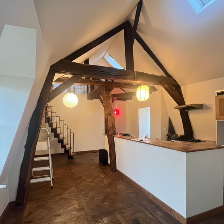 Appartement 5 pièces - - Photo 1