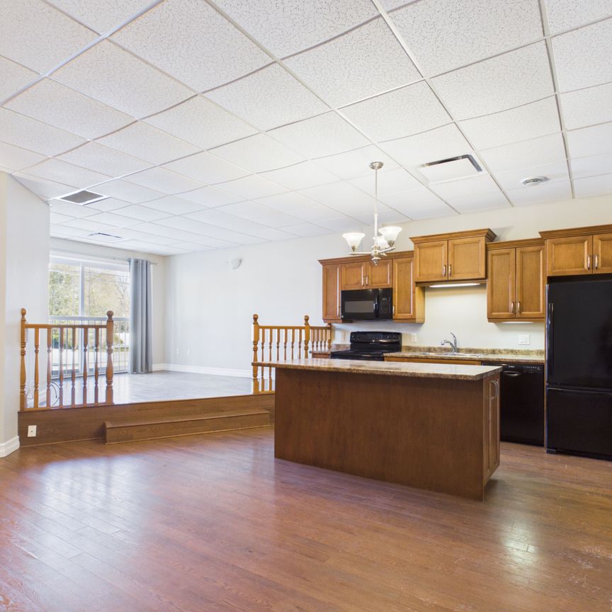 For Lease - 807 Queen Street Unit# 2, Kincardine, Ontario - Photo 1