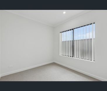 24 Bonfire Ch, Eglinton, WA 6034 - Photo 4