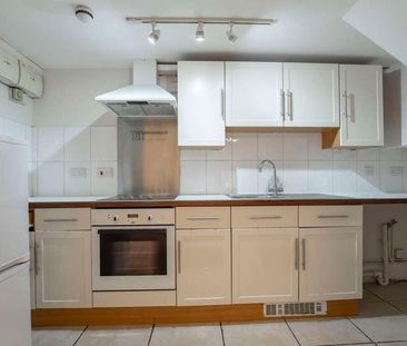 St Georges Place, Cheltenham, GL50 - Photo 4