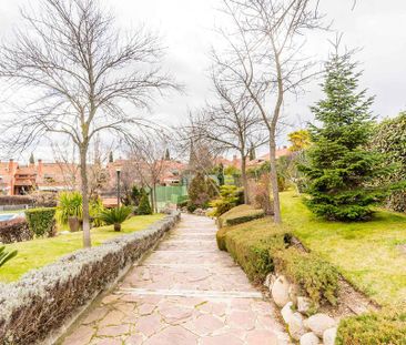 Luxury Semidetached House for rent in Madrid, Autonomous Region of ... - Foto 5