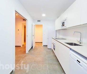 Piso de alquiler en Carrer Mare de Déu del Remei, ., Centro - Photo 2