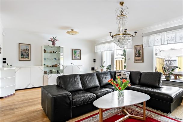 Capellavägen, Skälby - Photo 1