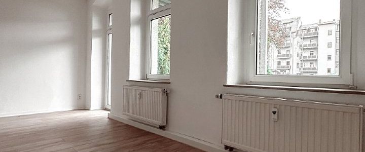 . . . EINBAUKÜCHE, BALKON, SONNENBERG . . . 1 Monat Kaltmietfrei! - Foto 1