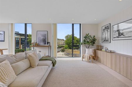 3 bedroom flat to rent - Photo 2