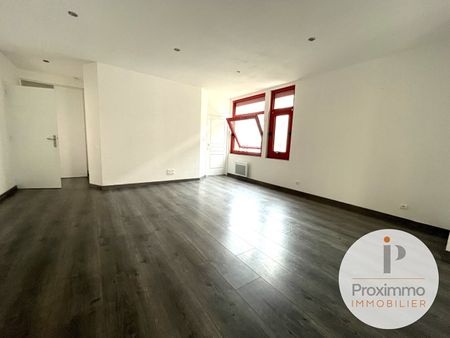 A LOUER CENTRE VILLE APPARTEMENT T4 PLAIN PIED 35 470 BAIN DE BRETAGNE - Photo 2