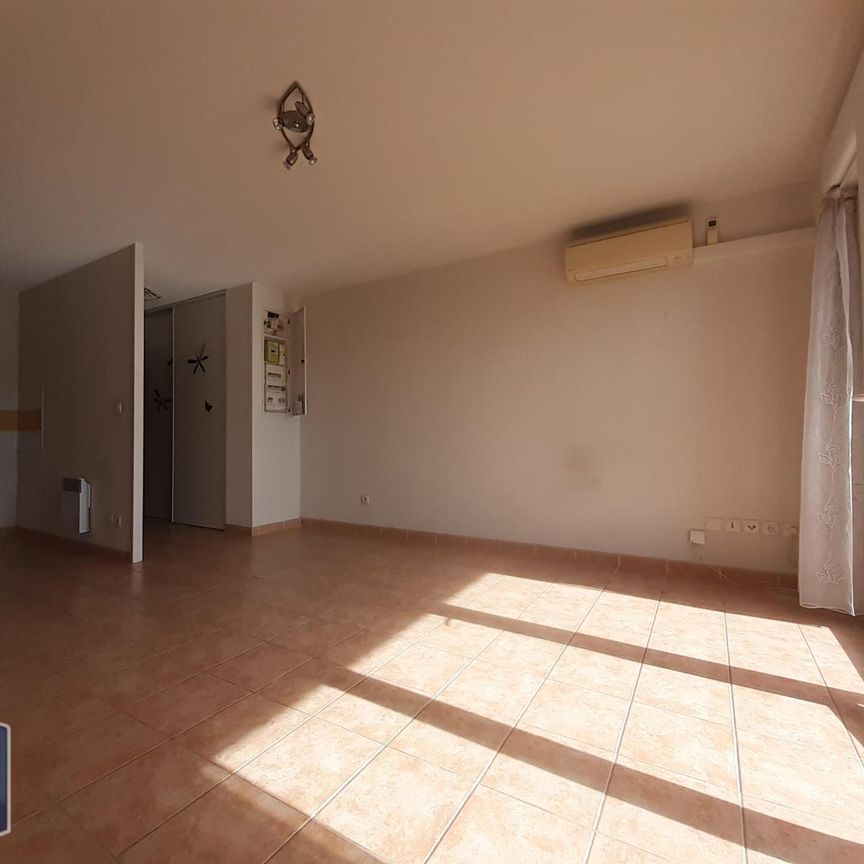 Location Appartement 2 pièces 47m² NIMES 30000 - Photo 1