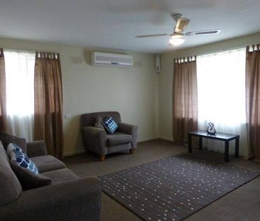 AFFORDABLE FAMILY HOME, CLOSE TO LOCAL TRANSPORT - Photo 4