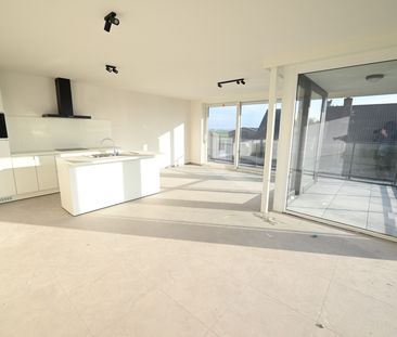 RUIM (105,99m²) & LICHTRIJK 2-slpkm app nabij CENTRUM - Photo 5