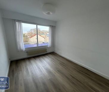 Location Appartement 4 pièces 93m² BOURGES 18000 - Photo 4