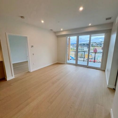 Corner Unit – Third Floor – ZARA - Photo 1