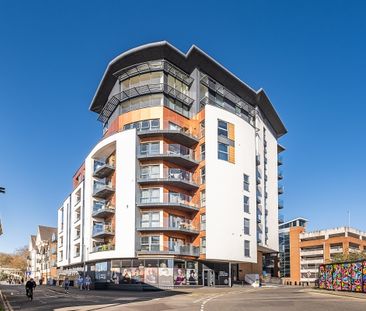 2 bedroom apartment to rent - Photo 3