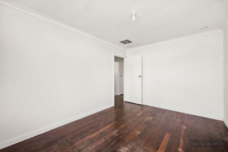 Charming 3-Bedroom Home in Armadale for Lease - Photo 2