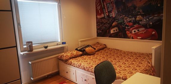 Kista - 1rok - tillsv - 5.175kr/mån - Photo 2