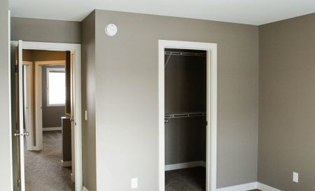 189 Mckenzie, Steinbach, MB - Photo 4