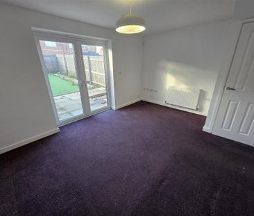 2 bedroom house to rent - Photo 1