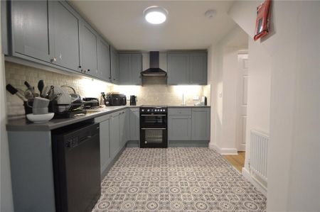 House share to rent - Photo 3