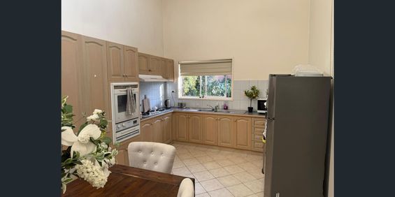 Spacious, Family Home in a Prime Hillside Location - Photo 3