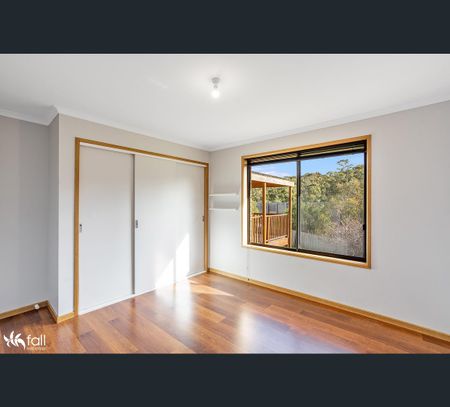 6 Breeza Court, Kingston, Tas 7050 - Photo 2