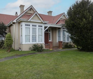 CHARACTER FAMILY HOME - Photo 4