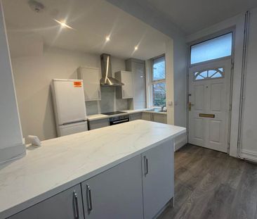 Stanmore Avenue (Room 1), Burley, - Photo 5