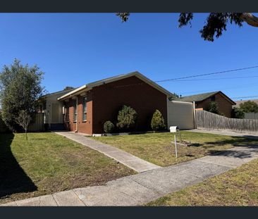 16 Paisley Street, Coolaroo, Vic 3048 - Photo 3