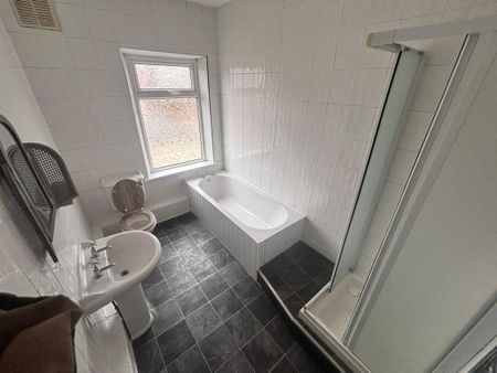 3 bedroom house to rent - Photo 2