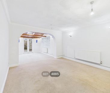 3 bedroom terraced house to rent - Photo 1