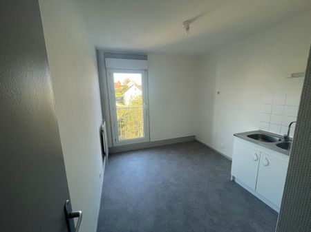 Location - Appartement T3 - 69 m² - Audincourt - Photo 5