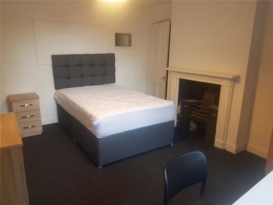 Student Properties to Let - Photo 1