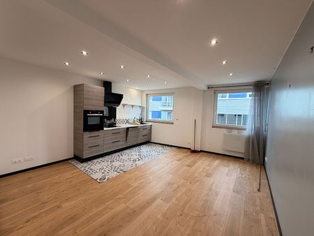 Location Appartement 2 pièces 46m² - Photo 5