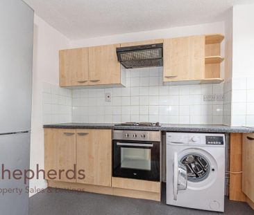 2 bedroom flat to rent - Photo 2