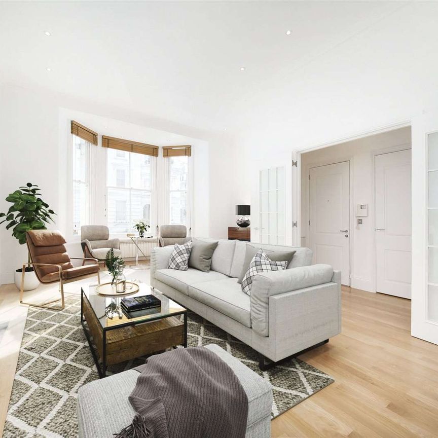 Extremely spacious two bedroom with high ceilings throughout. - Photo 1