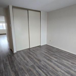 À louer 4 1/2 pour personnes 50 ans et plus St-Hyacinthe - appartement / logement - Photo 2
