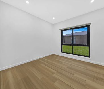 BRAND NEW LUXURY LIVING IN DEVELOPING ESTATE OF WOLLERT - Photo 6