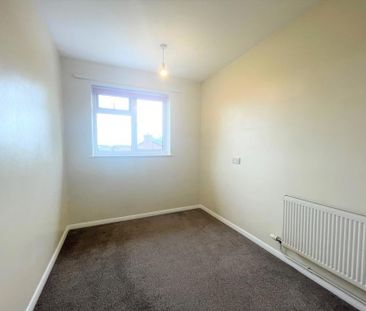 2 bedroom maisonette to rent - Photo 3