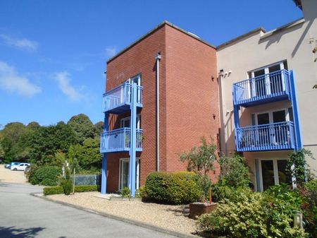 Millennium Apartments - Penryn - Photo 2