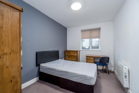 3 bedroom apartment to rent - Photo 5