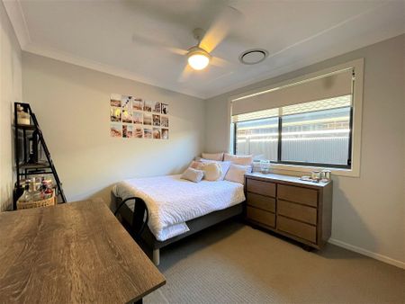 Home For Rent - Photo 5