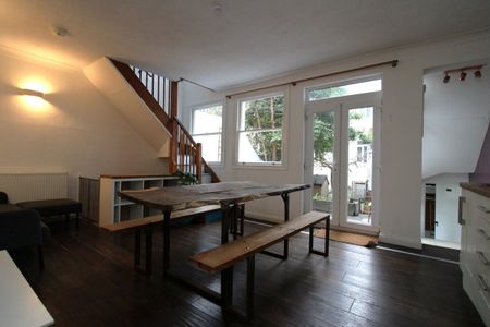 Crown Gardens, Brighton - Photo 2