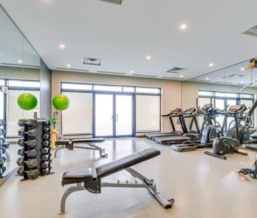 For Lease - 3265 Carding Mill Trail Unit# 415, Oakville, Ontario - Photo 6