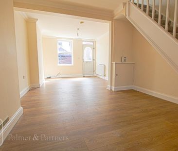 2 bedroom terraced house to rent - Photo 5