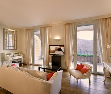 LUGANO-COLLINA D'ORO - AFFITTASI APPARTAMENTO ARREDATO CON SERVIZIO... - Photo 5