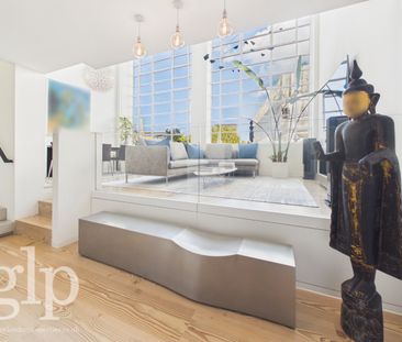 2 Bedroom Apartment, Charing Cross Road, Soho, WC2H - Photo 3