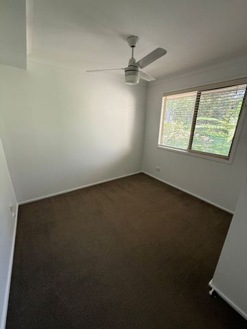 Central, Quite & Secure - Ready to Move In Now - Photo 3