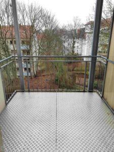 Stöckigter Str. 57, Wohnung 4 ~~~ Balkon, Badezimmer mit Wanne, Abstellraum im Treppenhaus, Keller - Foto 2