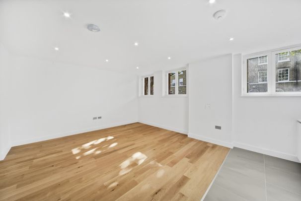 35 Greenwich Park Street London SE10 - Photo 1