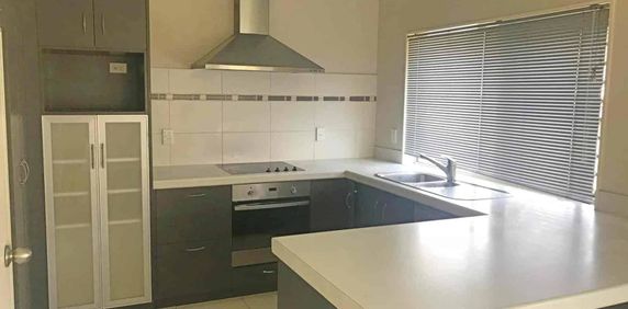 Spacious family home in Alfristion - Photo 2